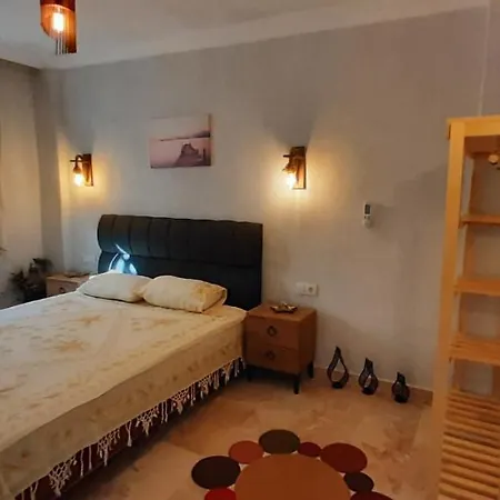Elisam Apart 1 * Sarıbelen