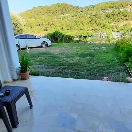 Elisam Apart 1 * Sarıbelen