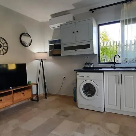 בית נופש Elisam Apart 1 Sarıbelen