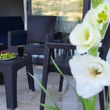 Elisam Apart 1 Holiday home Saribelen